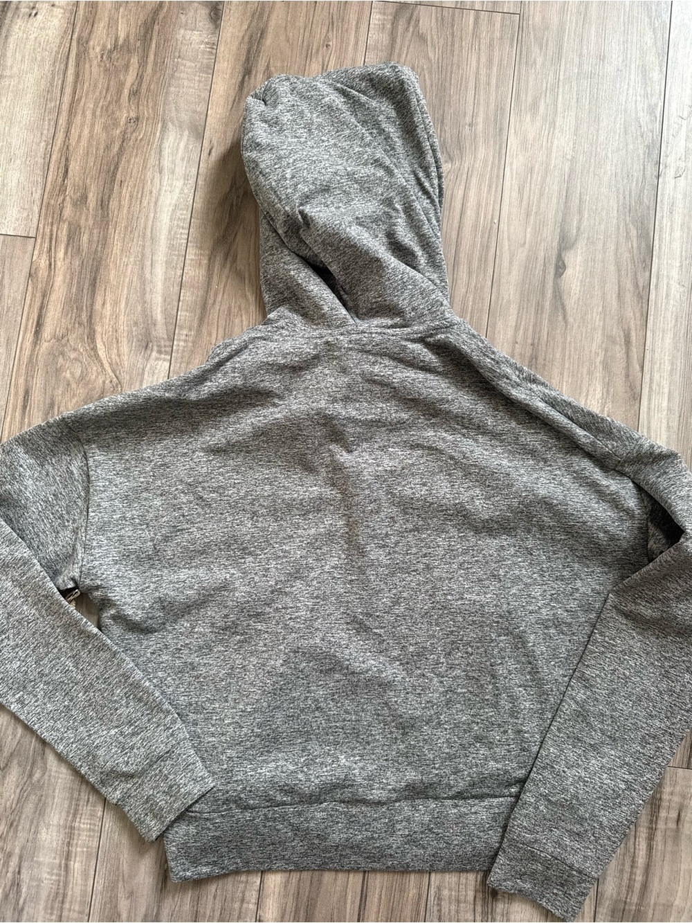 Vuori granite cropped full zip grey hoodie size S new with tags - Picture 5 of 5